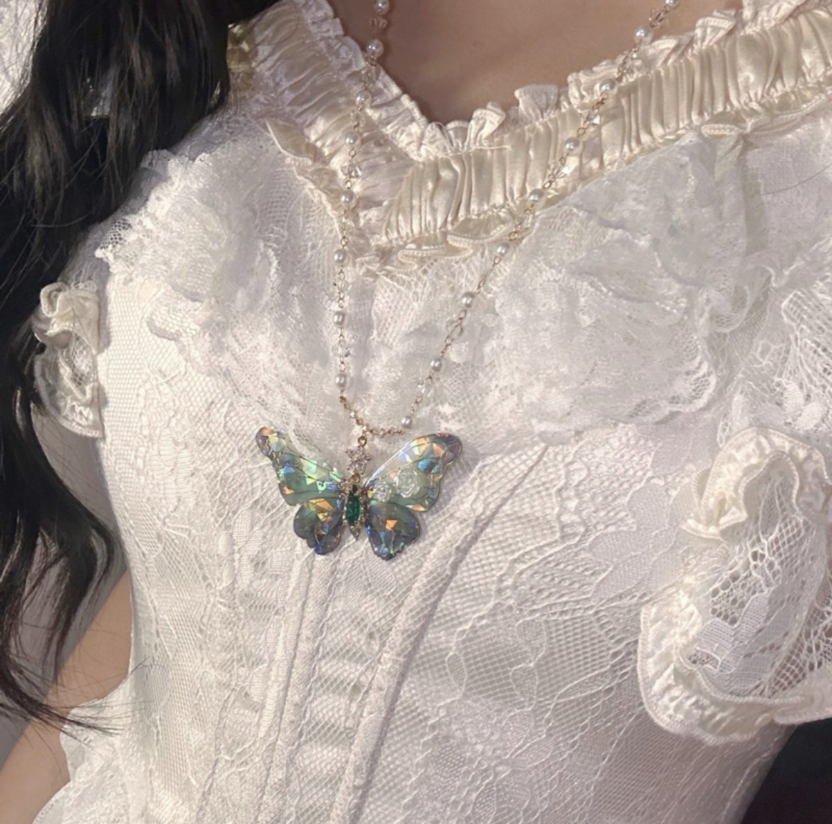 Necklace | Emerald Butterfly